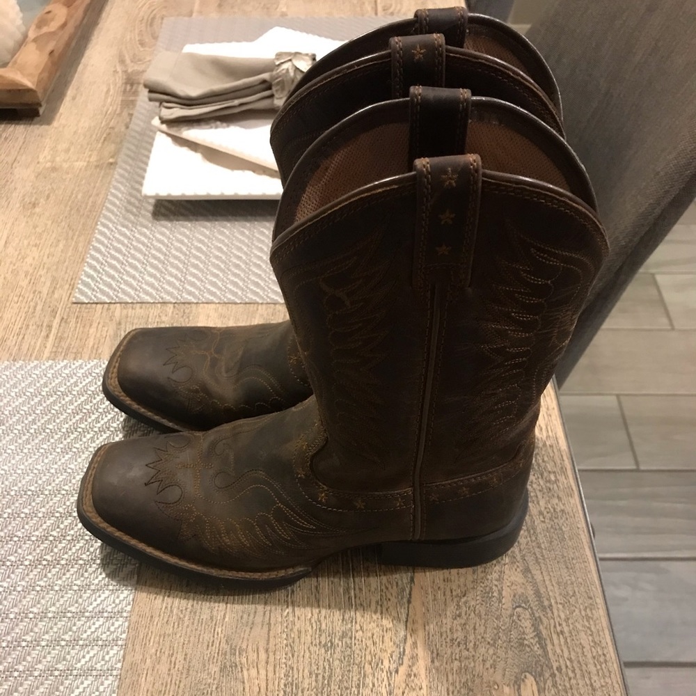 Ariat Youth girl boots